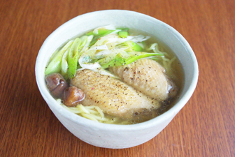 まいにち 薬膳料理生活 憂鬱な生理痛に 手羽先ラーメン